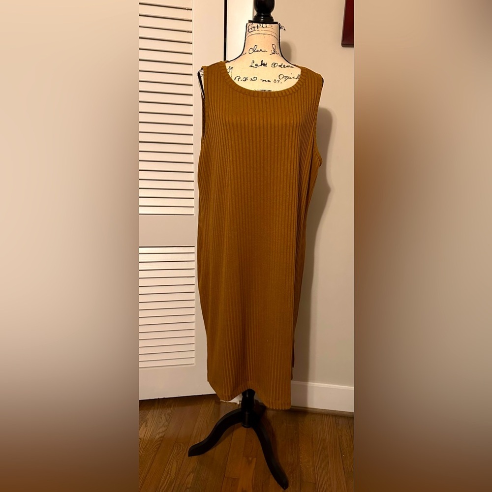 2X Tan Color Nine West Sleeveless Dress, New With Tags